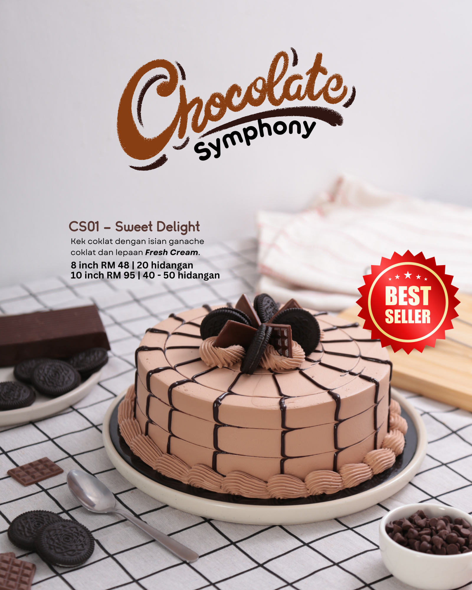 Kek coklat dengan isian ganache coklat dan lepaan fresh cream